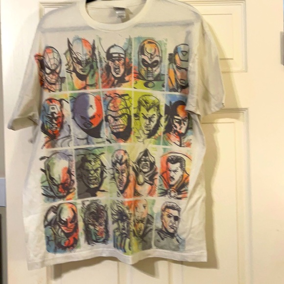 Licensed Marvel Heroes and Villains Distressed XL Men’s T-Shirt - Picture 1 of 4